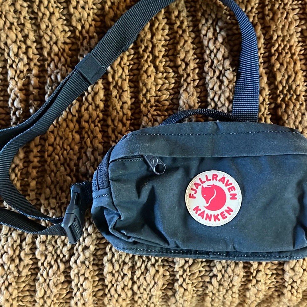 Fanny pack gently used